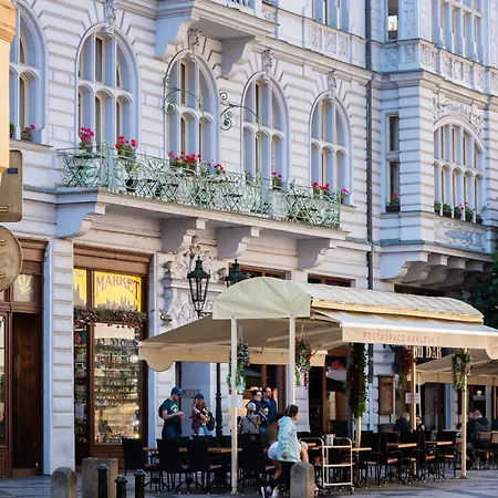 Aurus By Adrez Prague