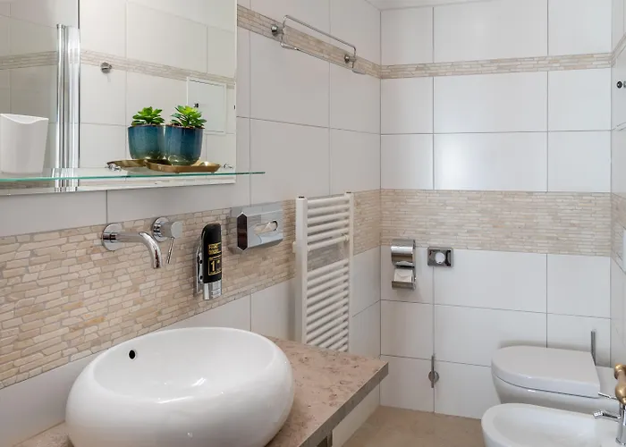 Aurus By Adrez Hotel