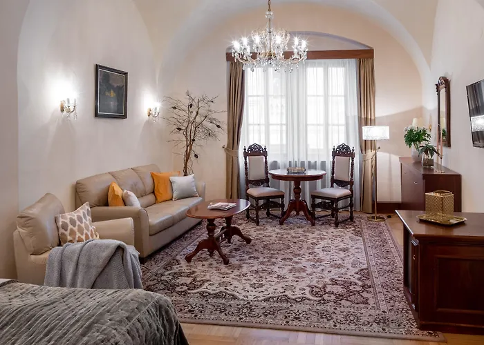 Aurus By Adrez 4* Prague