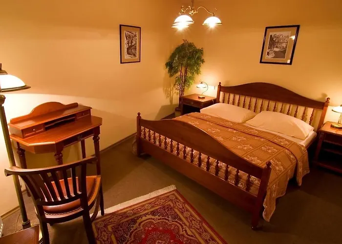 Hotel Aurus By Adrez 4*