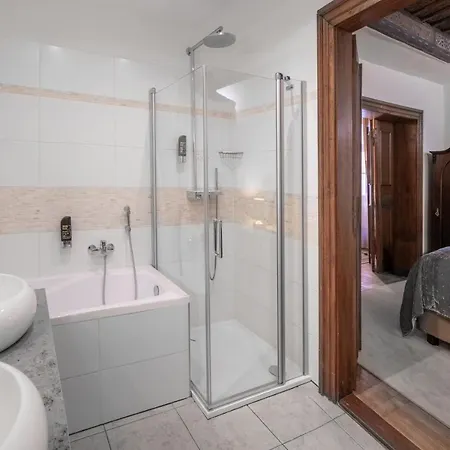Aurus By Residences 4* Praga
