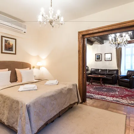 Aurus By Adrez Praga