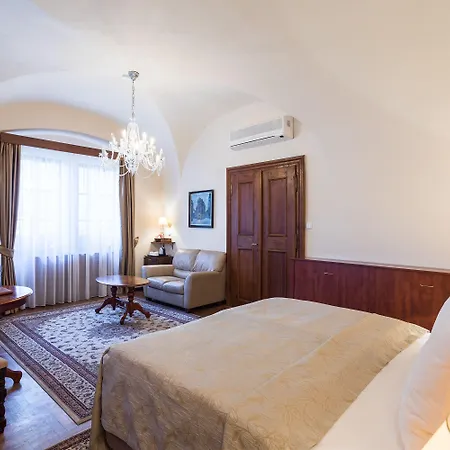 Aurus By Adrez Hotel 4*