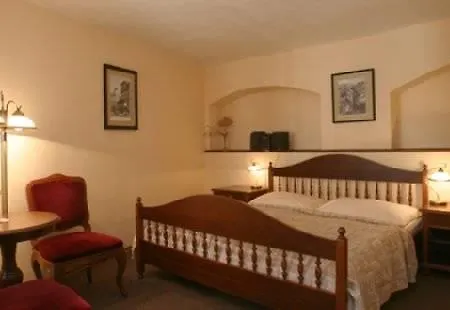 Hotel Aurus By Residences 4*