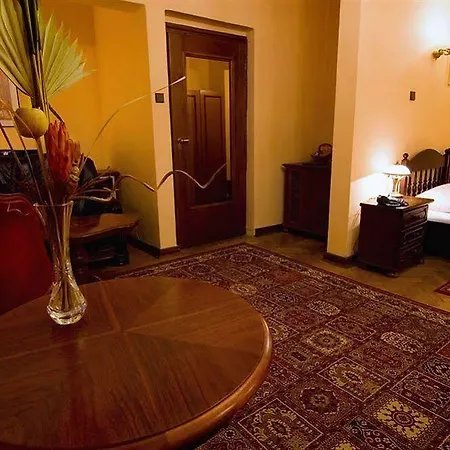 Aurus By Residences 4* Praga