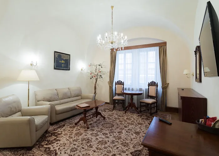 Aurus By Adrez 4* Prague