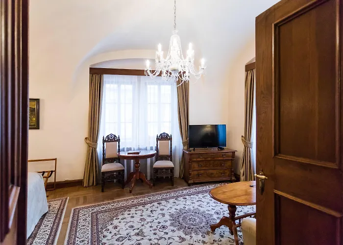 Hotel Aurus By Adrez 4*