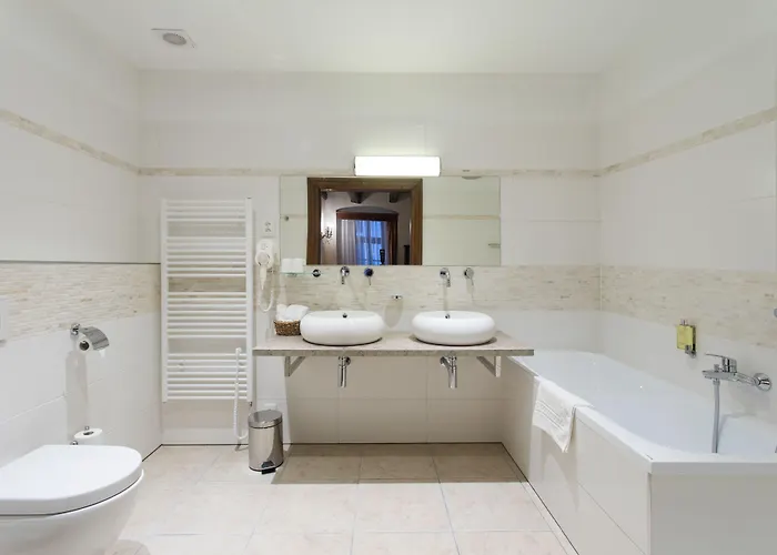 Aurus By Adrez Prague