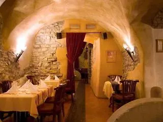 Aurus By Adrez 4* Prague