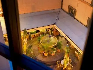 奥鲁斯酒店