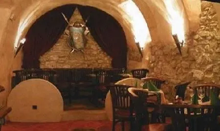 奥鲁斯酒店
